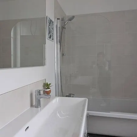 Cosy Oasis - T3 - Grande Terrasse Collective *